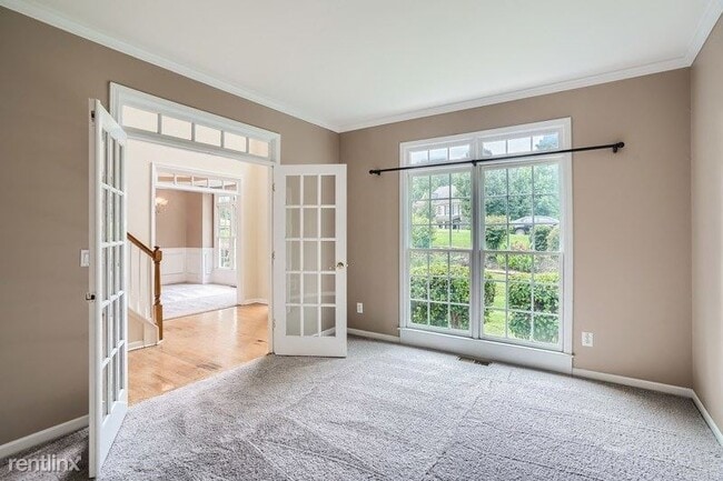 Photo - 5 br, 3.5 bath House - 62 Potomac Drive UNIT