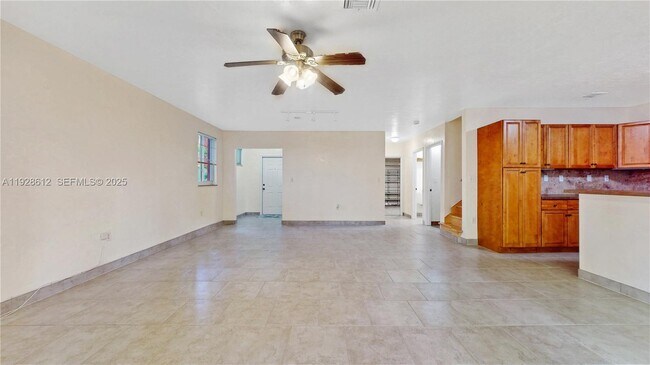 Photo - 15735 SW 92nd Ave