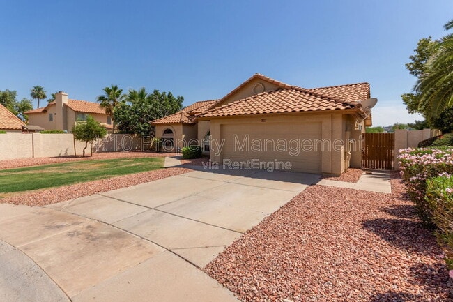Photo - 2381 W Redwood Dr
