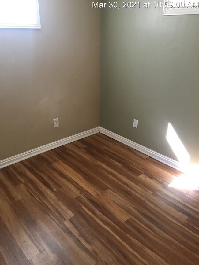 Photo - 325 Boulevard St Unit 325 Boulevard # 1