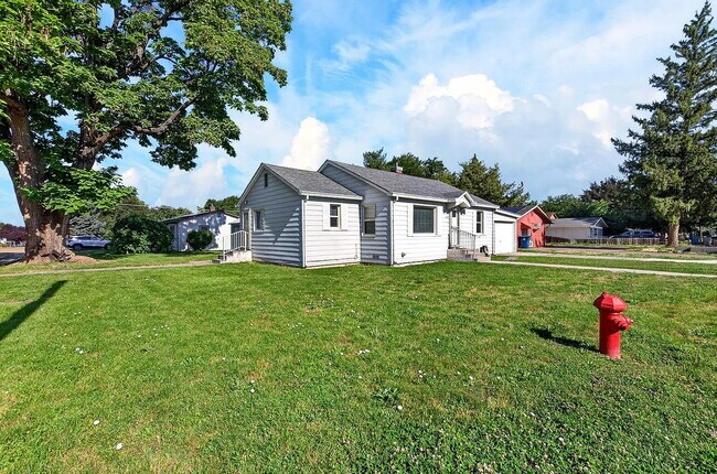 3 Bedroom, 1 Bathroom Home in Caldwell