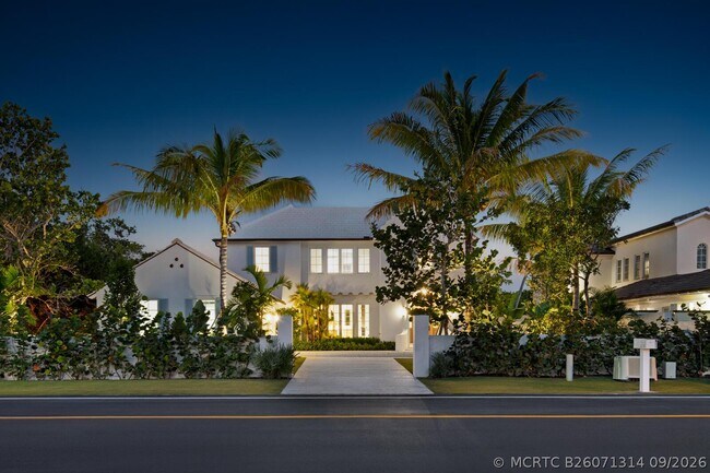 2219 Ibis Isle Rd E