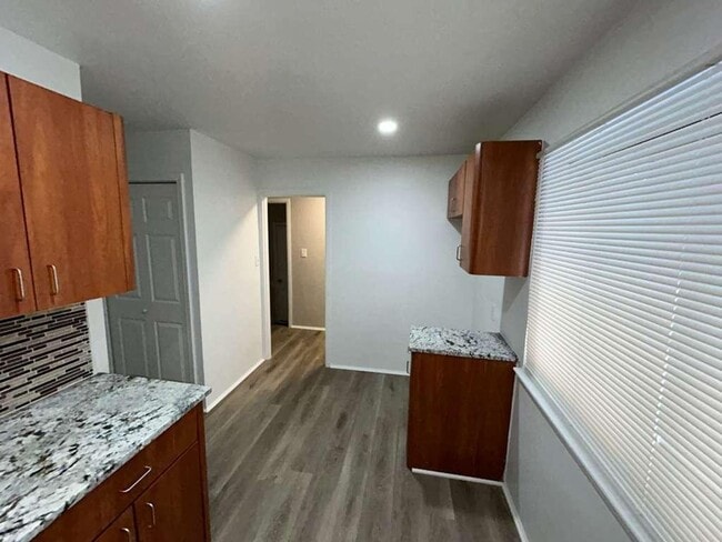 Photo - Colonial Ready For You