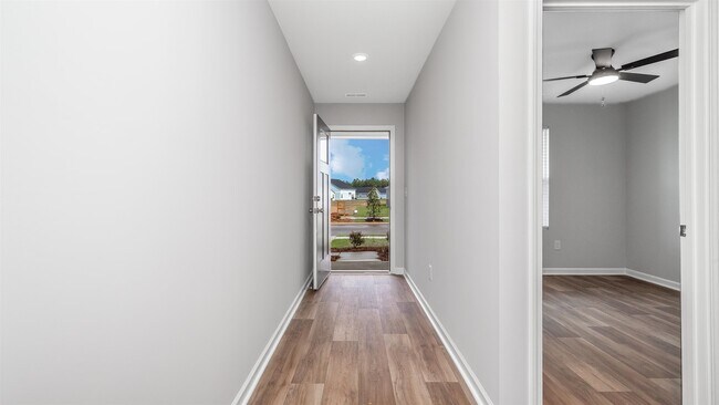 Photo - 1239 English Oaks St