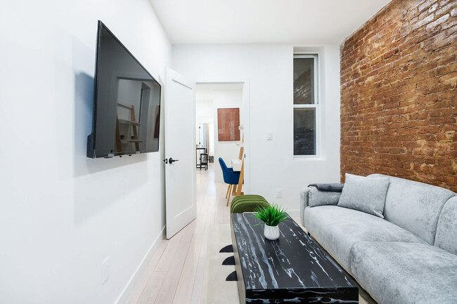 Building Photo - 501 E 83rd St Rental