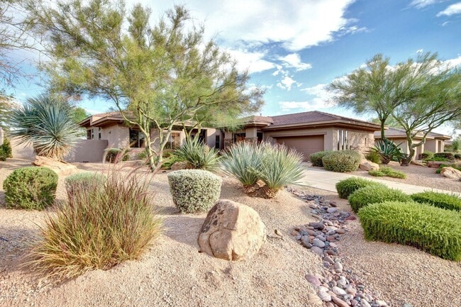 7395 E Brisa Dr