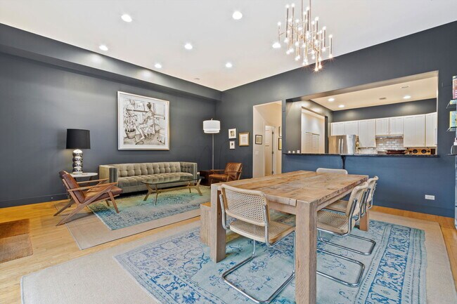 Photo - 4532 N Damen Ave Unidad 2