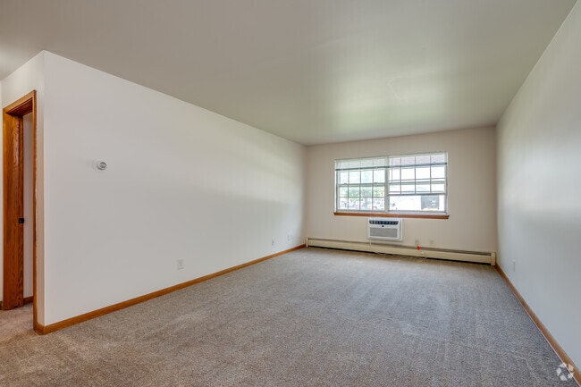 1BR, 1BA - 750SF - Living Room