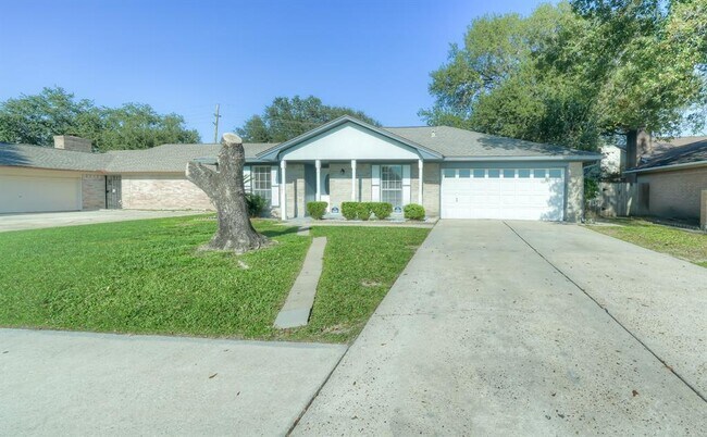 Photo - 6822 Trail Valley Way
