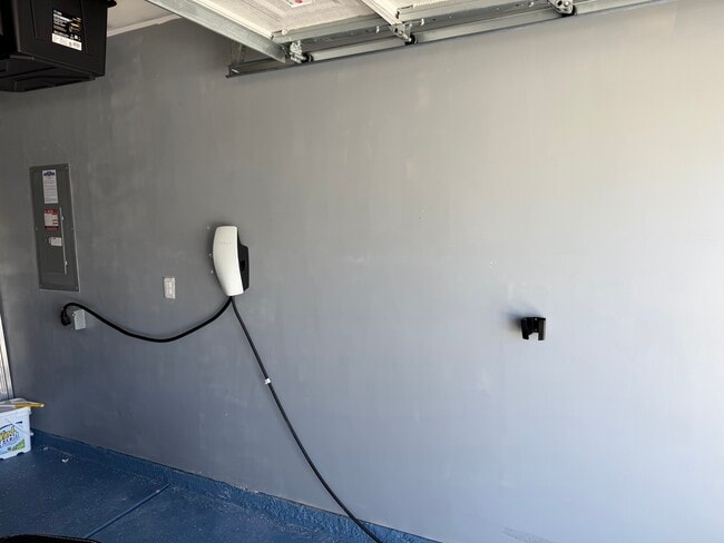 Photo - 212 Windfall Rd