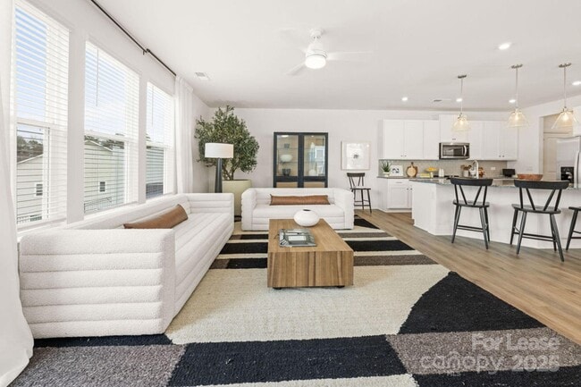 Photo - 3308 Glade Dr