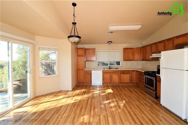 Photo - 19531 Prospect Peak Ct