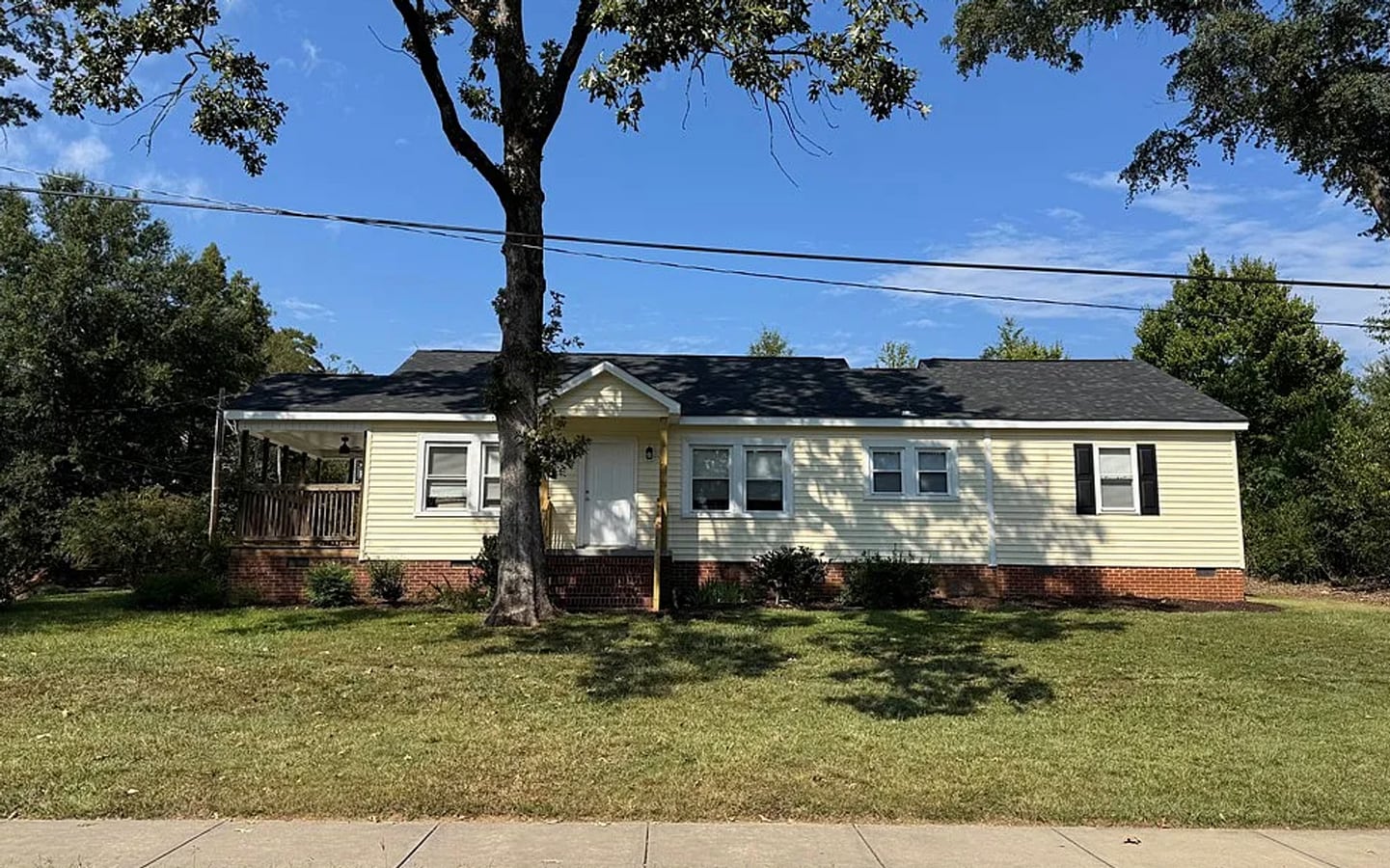 4 Bedroom 2 Bath Updated Home Behind Tiger Blvd in Clemson - 4 Bedroom 2 Bath Updated Home Behind Tiger Blvd in Clemson