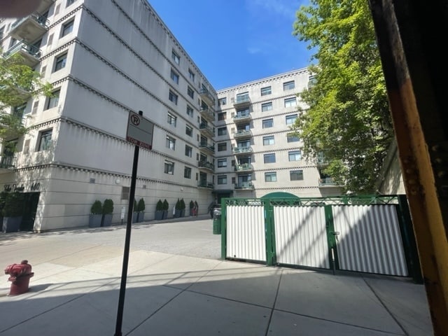 Building Photo - 680 N Green St Unit 513 Rental