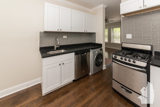 Photo - 2120 N Dayton St Unit 308