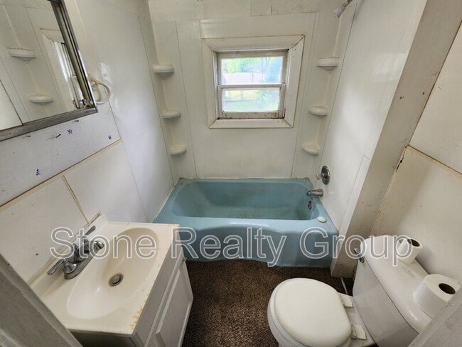 Photo - 2015 Washington Ave