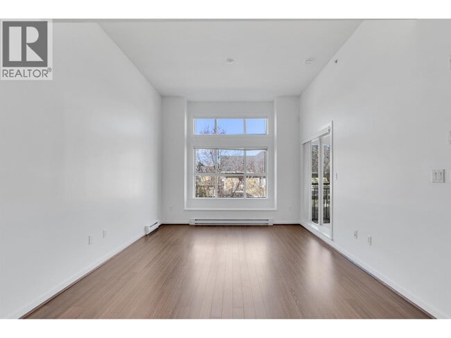 Photo - 5665 Irmin St Unit 406