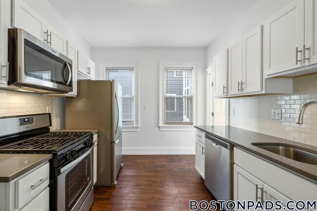 Photo - 122 Columbia St Unidad 1