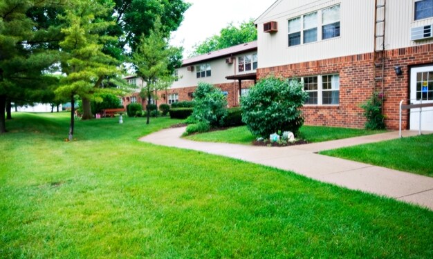 Photo - Roosevelt Manor