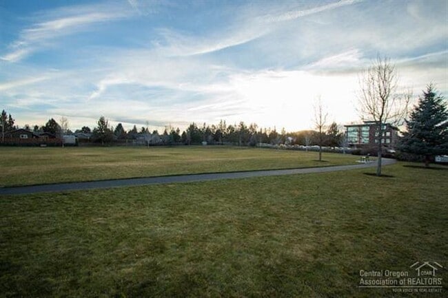 Photo - 2948 NE Conners Ave