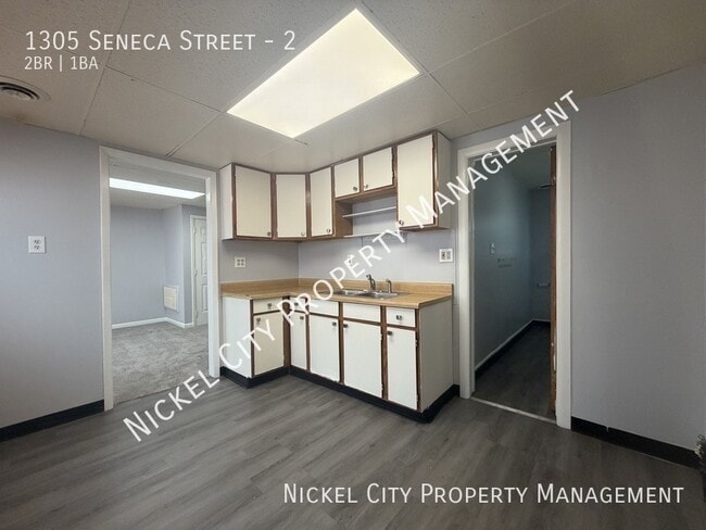 Photo - 1305 Seneca St Unit 2
