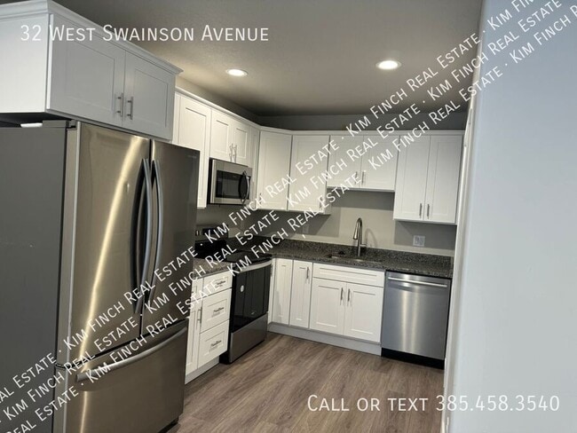 Photo - 32 W Swainson Ave