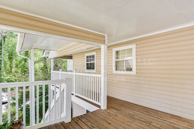 Photo - 1210 Augusta Dr