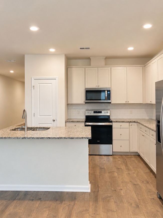 Photo - 102 Benelli Dr