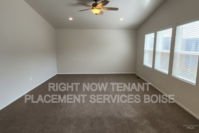 Photo - 25 S Shumway Ave