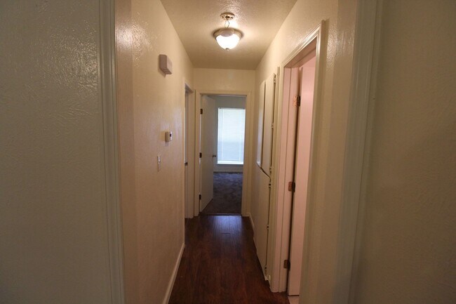 Photo - 211-213 Skylark Ct Unidad 211 Skylark