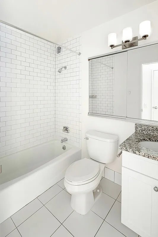 Photo - 2 S End Ave Unidad 9D