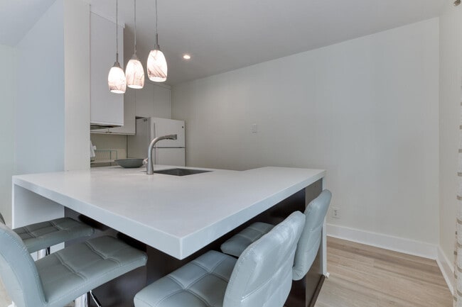 Photo - 1605 US-1 Unit 12b