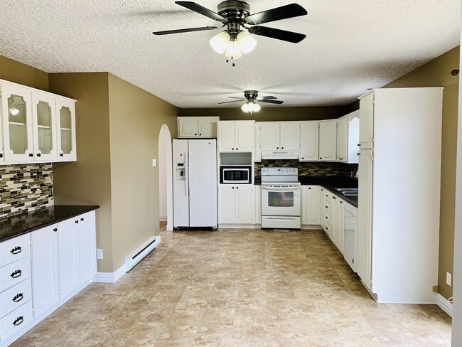 Photo - 26 Juniper Pl