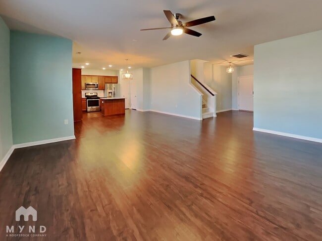 Photo - 2101 Attend Xing