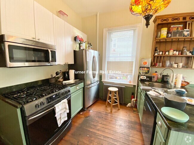 Building Photo - 76 Alleghany St Unit 1 Rental