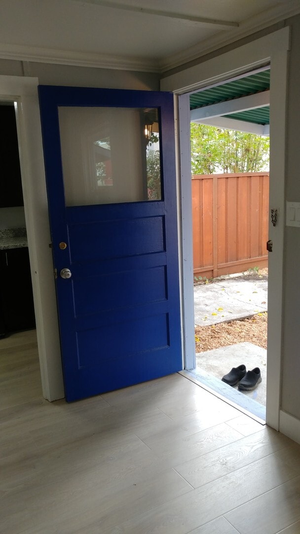 Photo - 1051 Boranda Ave Unit 1051 Boranda Ave -  3