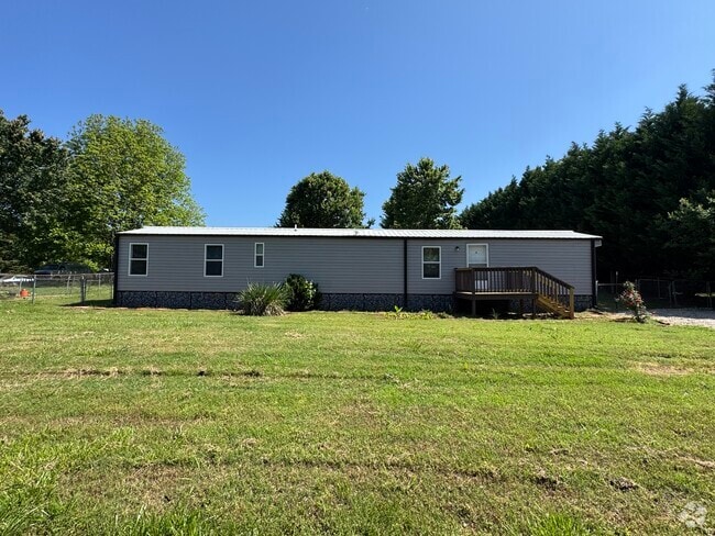 Building Photo - 1006 Old Willis School Rd Rental