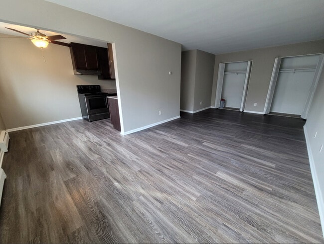 Iris Park Apartments