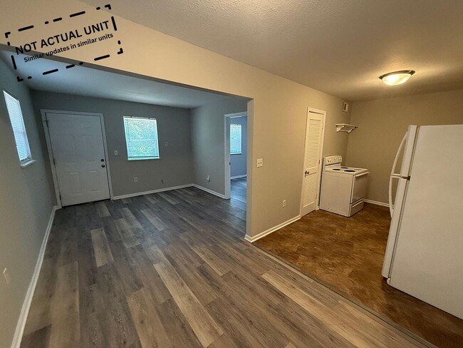 Photo - 1612 Richardson St Unit 6