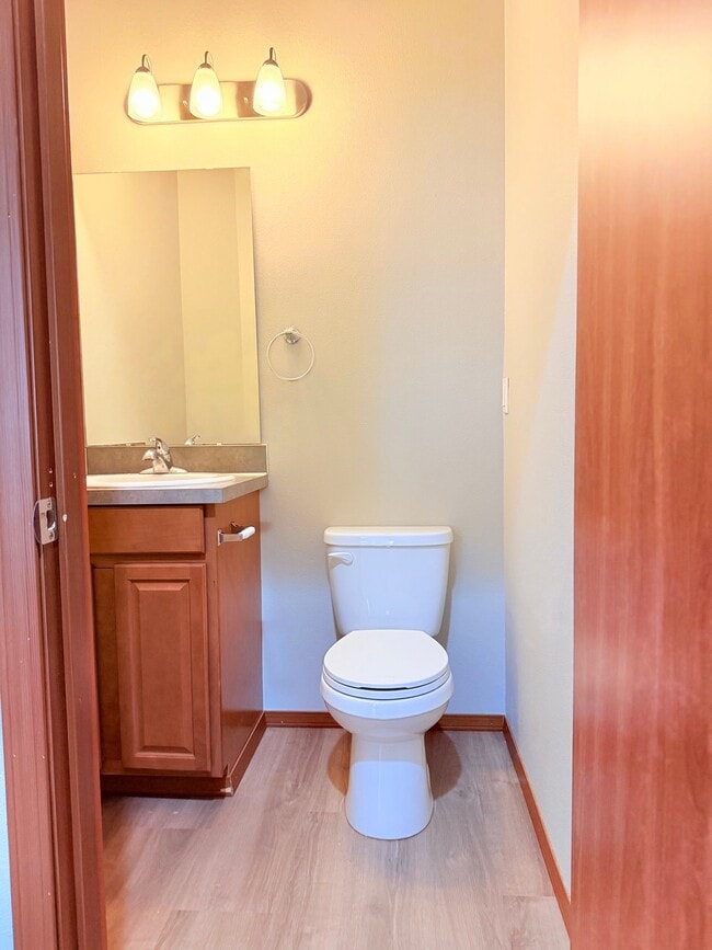 Photo - 4337 S Cedar St