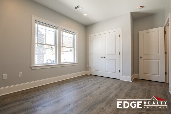 Photo - 113 Kenrick St