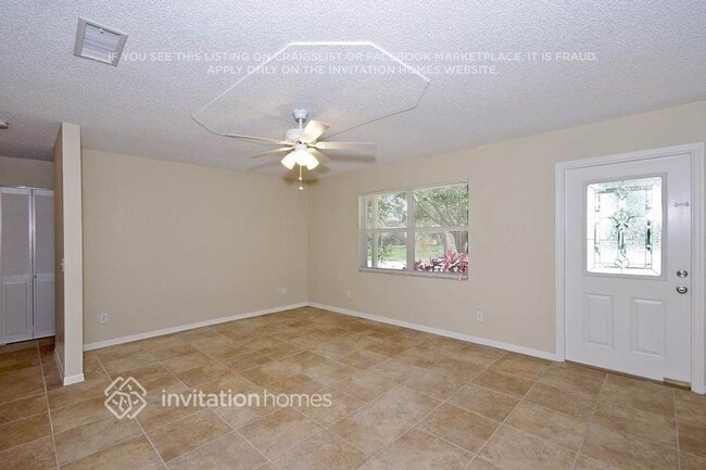 2744 Corbusier Dr