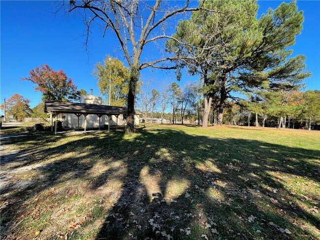 Photo - 4315 S 1st St