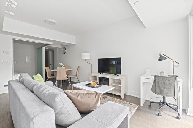 Photo - 955 Bay St. Unit SI ID1345956P