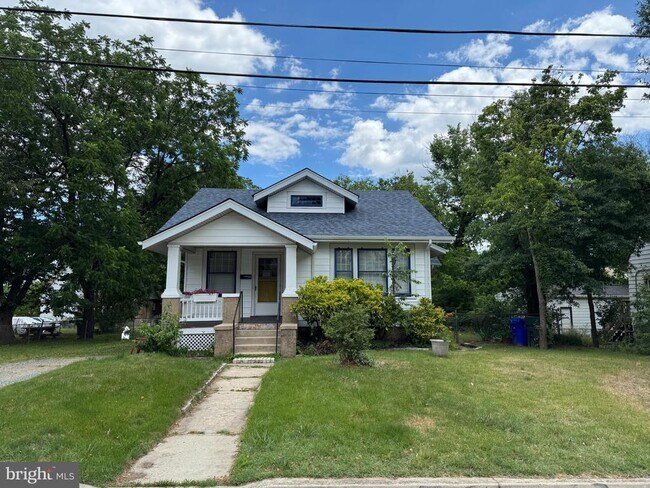 Photo - 8803 48th Ave
