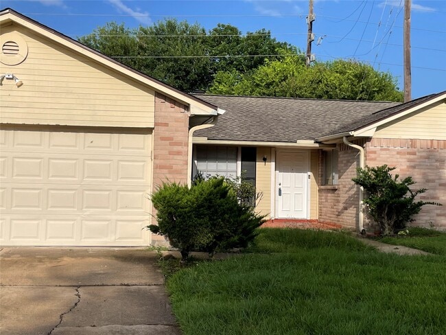 Photo - 1011 E Brompton Dr
