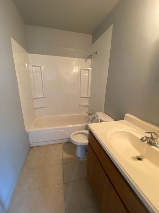 Photo - 3BEDROOM HOME IN NORTHGATE NEIGHBORHOOD