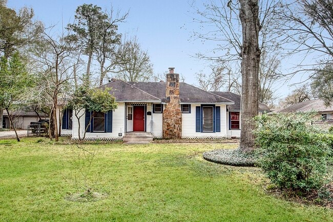 Building Photo - 505 Del Norte St