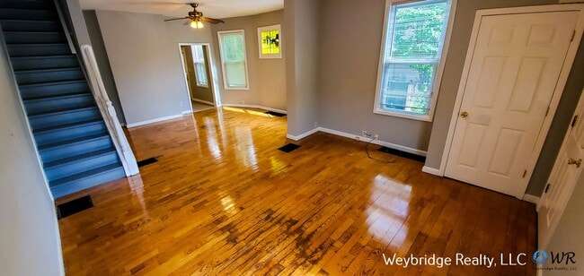 Photo - Very nice!! 3 Bedroom 1.5 Bath House in Ea...