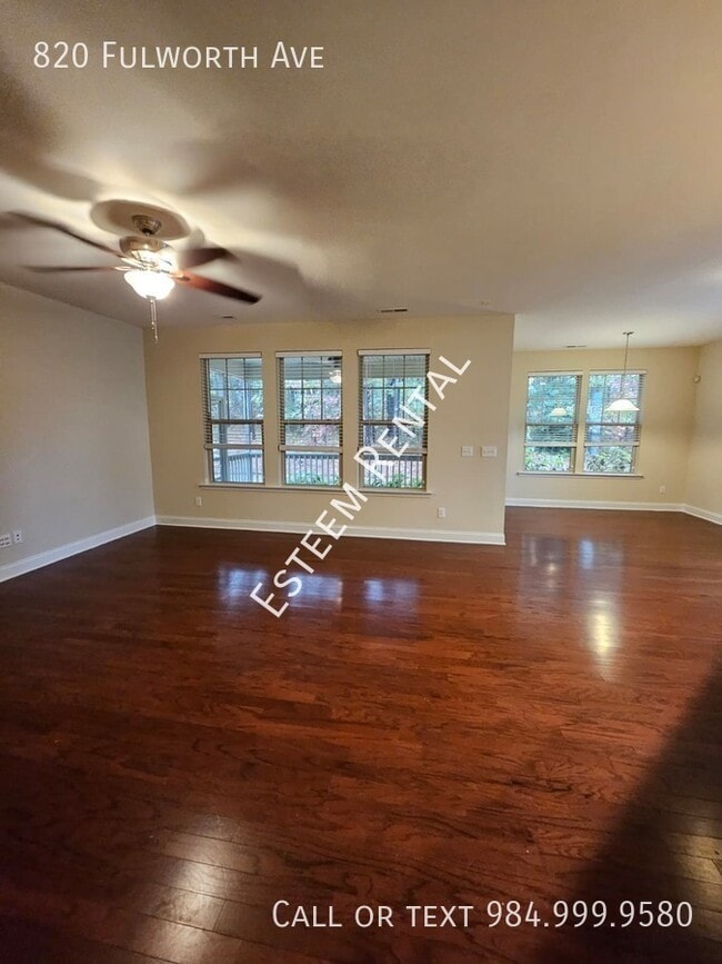 Photo - 820 Fulworth Ave